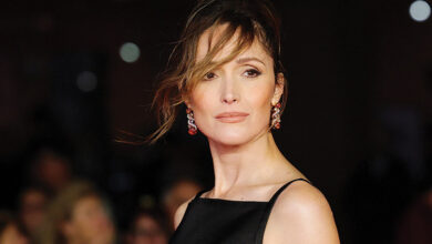 Rose Byrne Day & Night Magazine